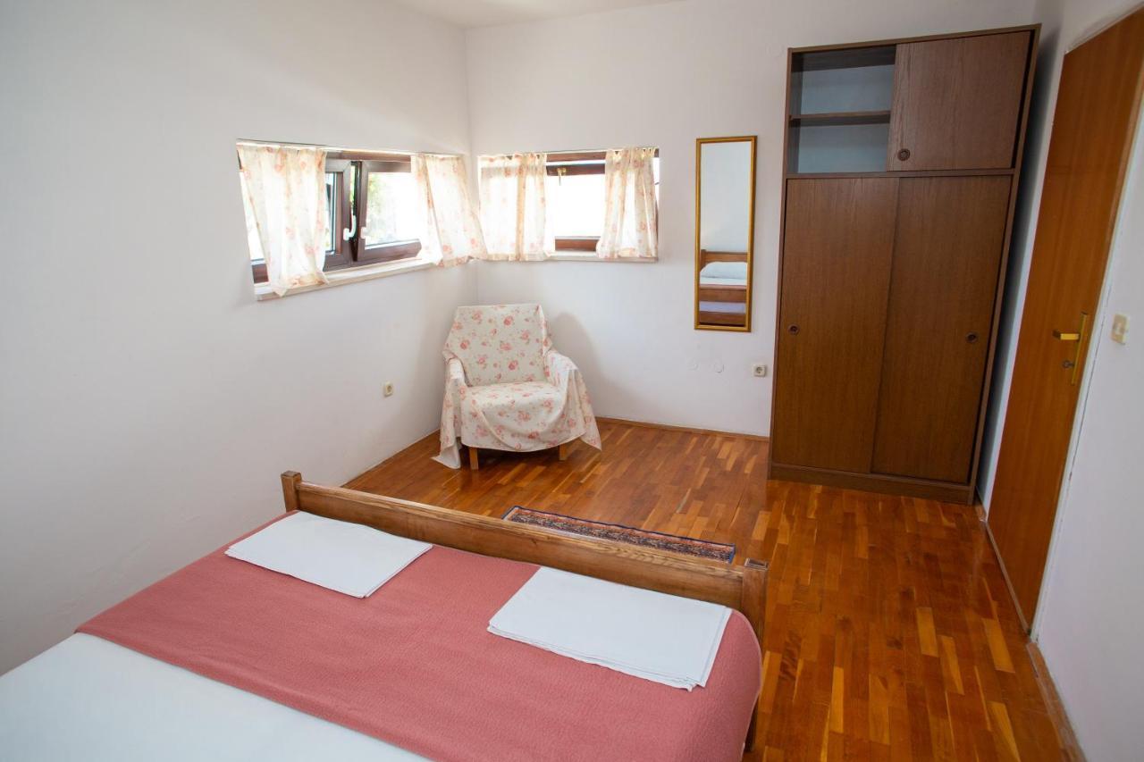 House Emilija Apartment Novalja Bagian luar foto
